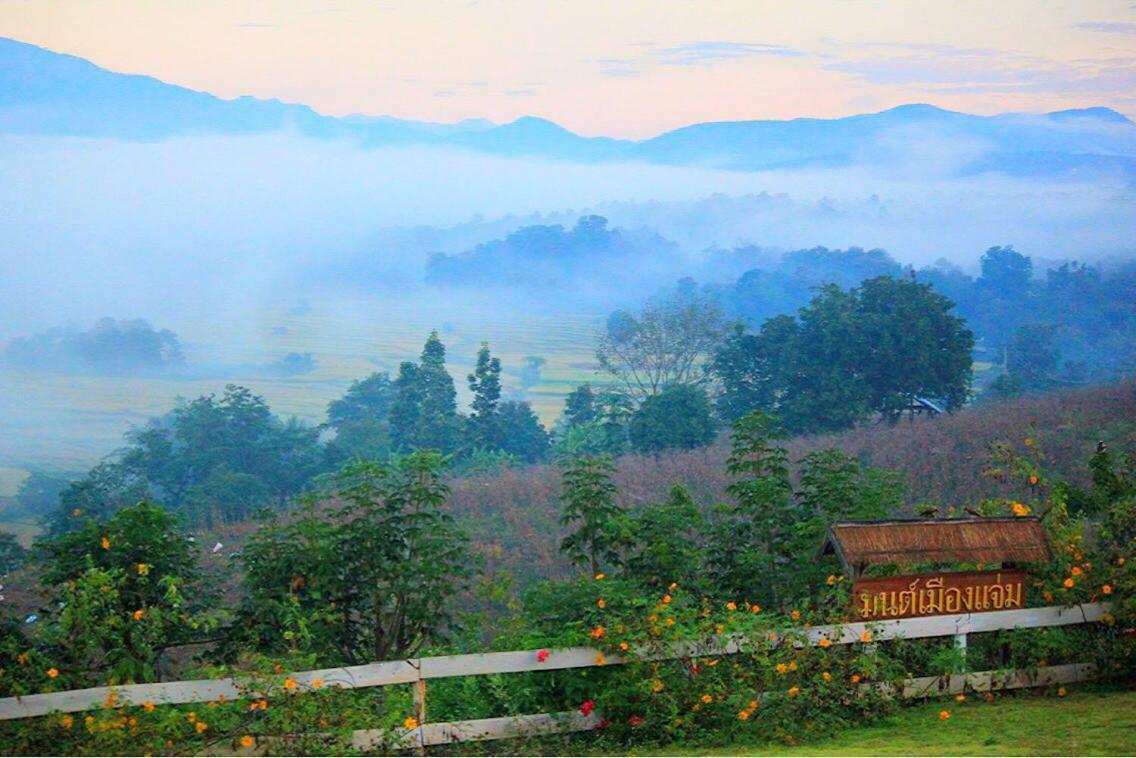 มนต์เมืองแจ่ม Hotel Mae Chaem Exterior photo