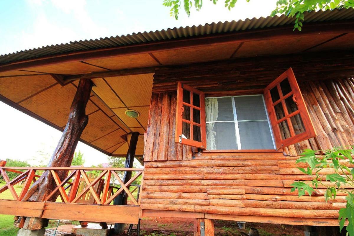 มนต์เมืองแจ่ม Hotel Mae Chaem Exterior photo