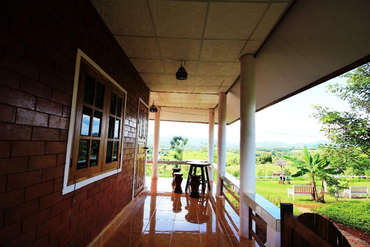มนต์เมืองแจ่ม Hotel Mae Chaem Exterior photo